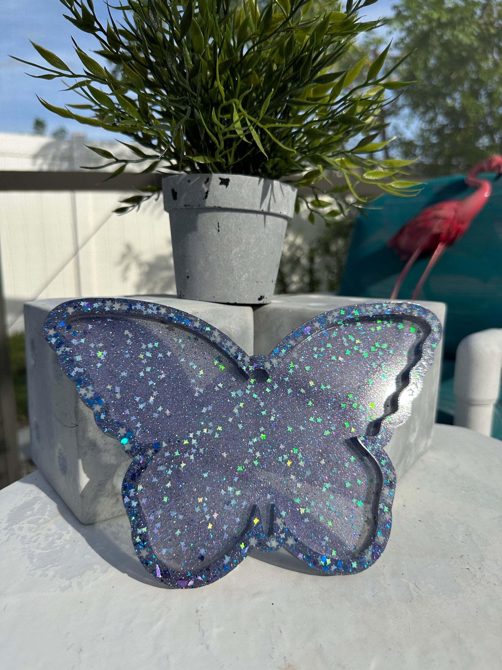 Butterfly shaped tray/ ashtray image 0