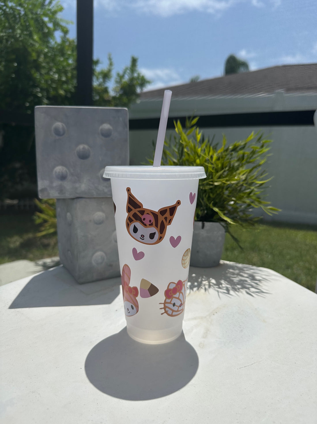 Color Changing Kawaii Concha Cup image 0