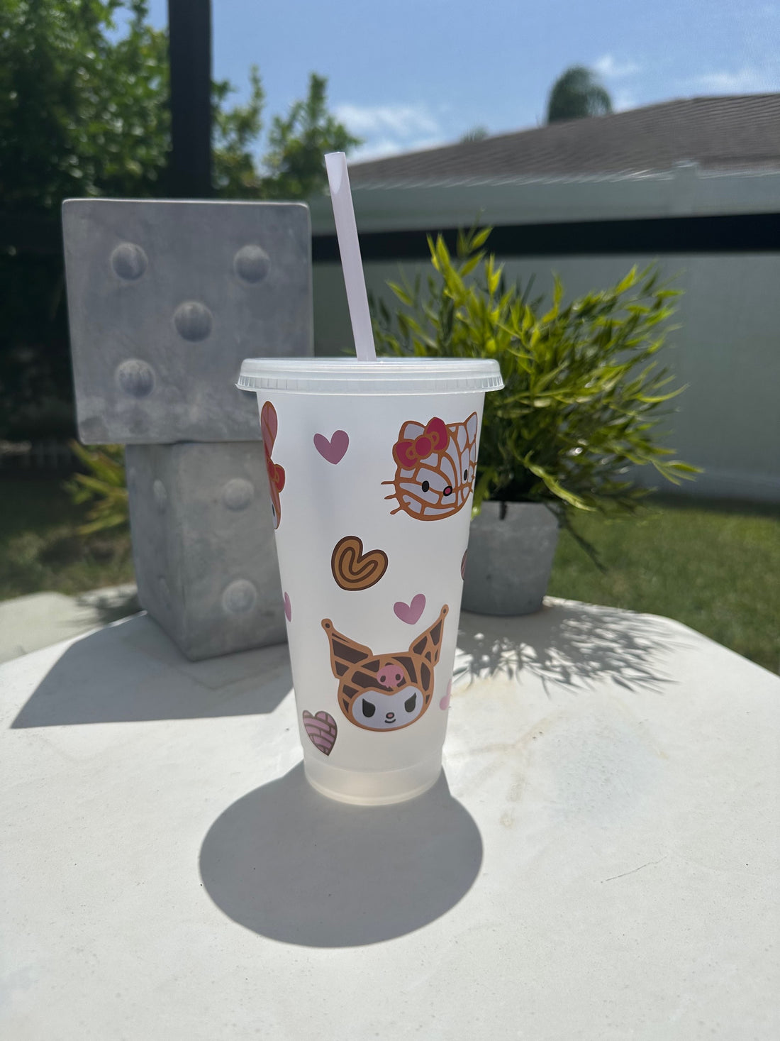 Color Changing Kawaii Concha Cup image 0