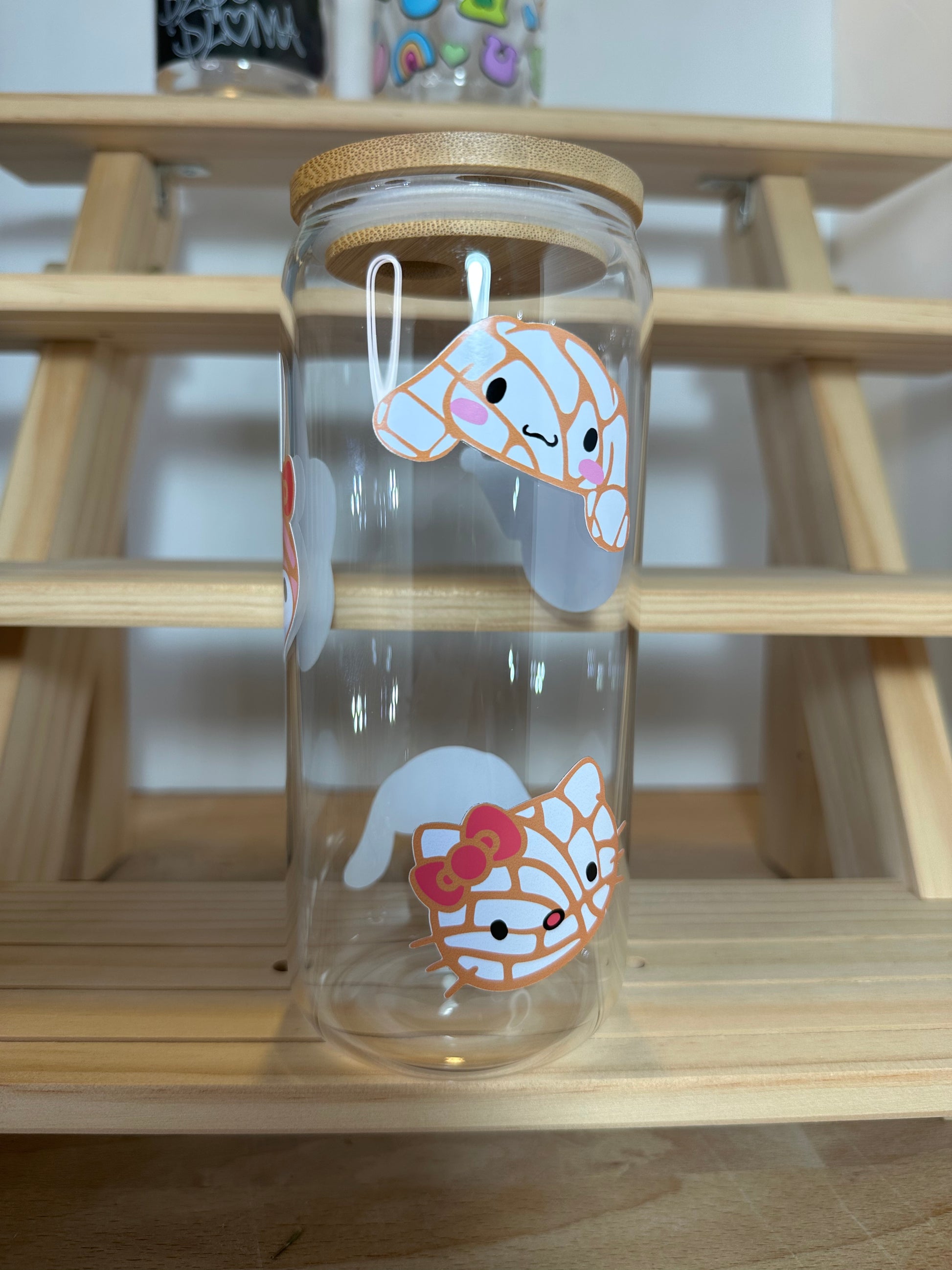 Concha Kitty Glass Cup image 4