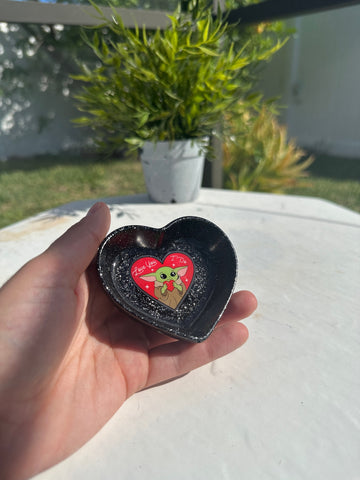 Yoda Heart Shaped Mini Ashtray image 0