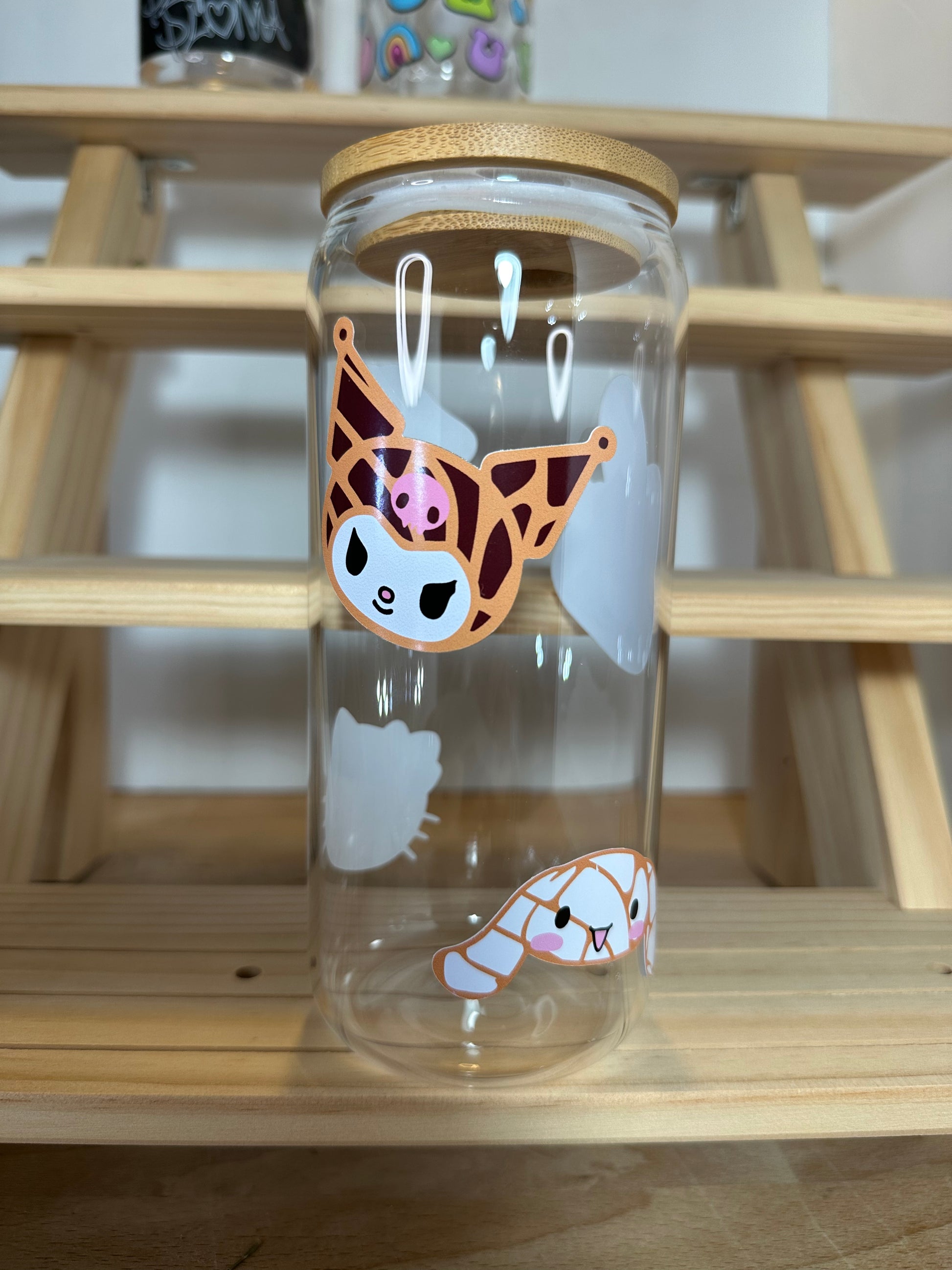 Concha Kitty Glass Cup image 6